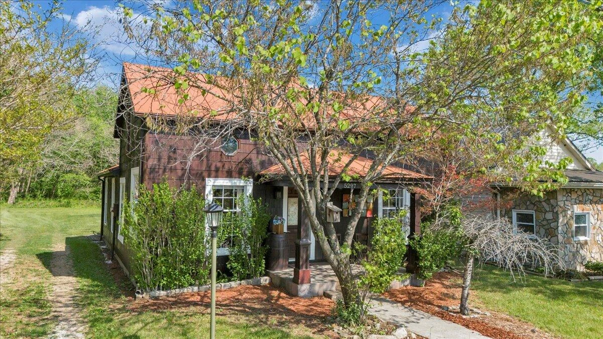 5297 Peaks RD - Photo 47