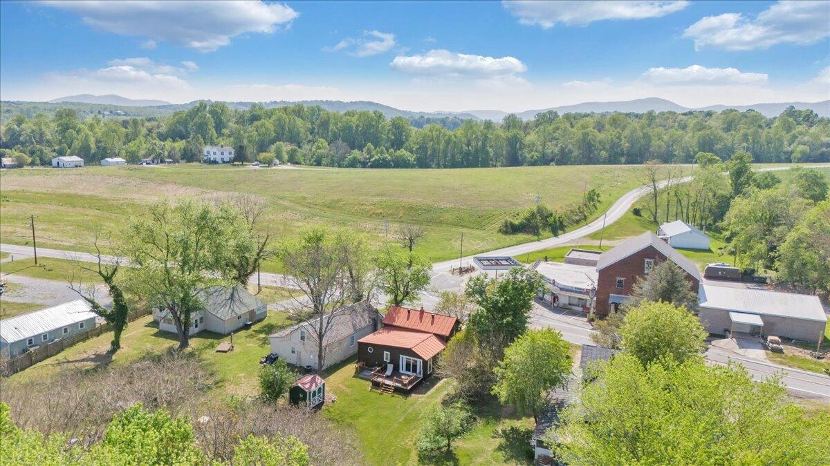 5297 Peaks RD - Photo 58