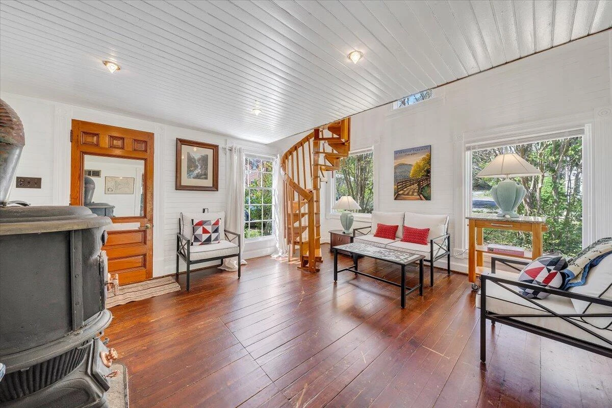 5297 Peaks RD - Photo 8