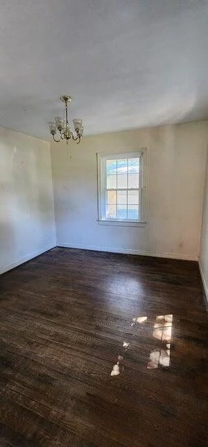 2610 VANCOUVER DR NW - Photo 4