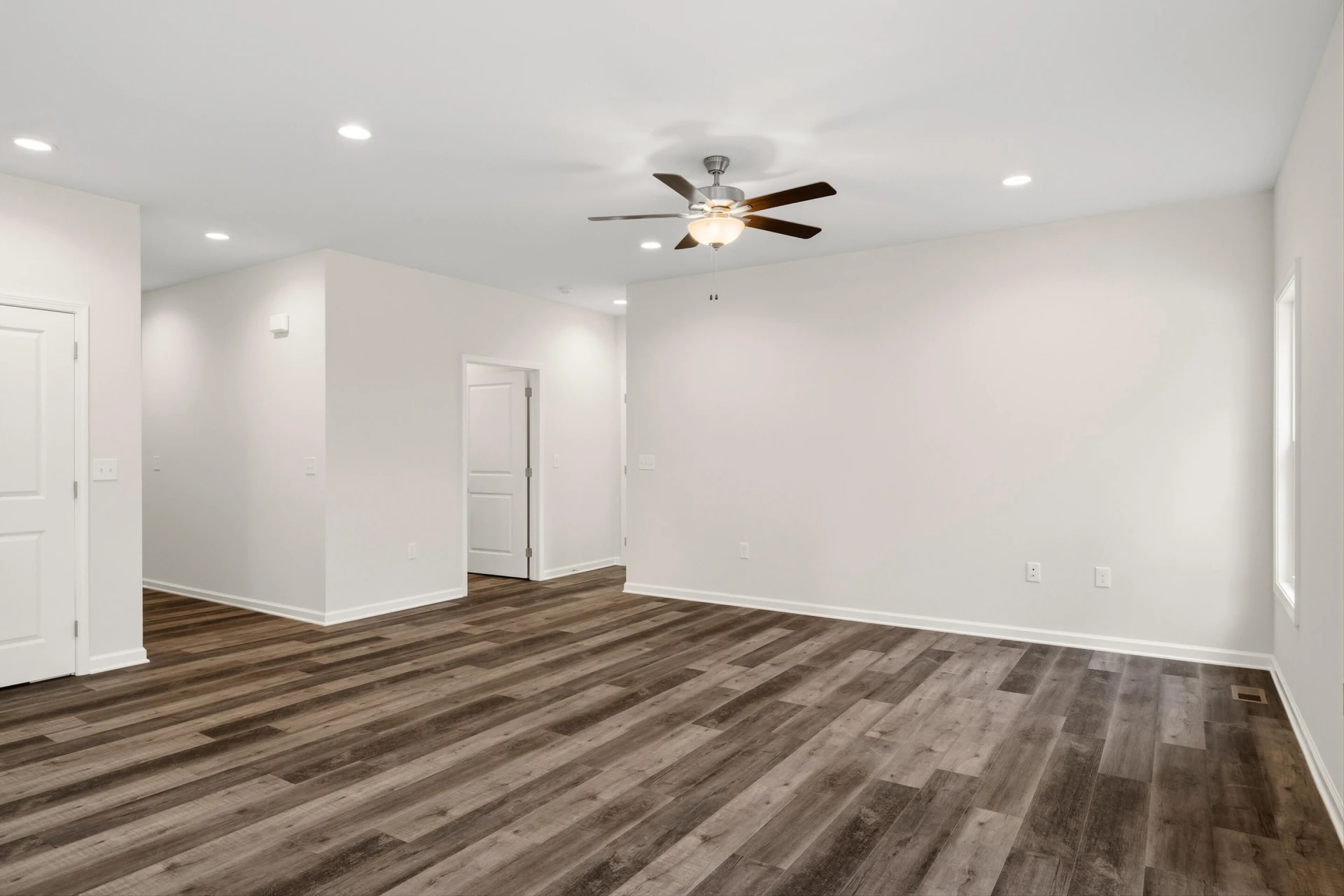 5594 Old Grove LN - Photo 10