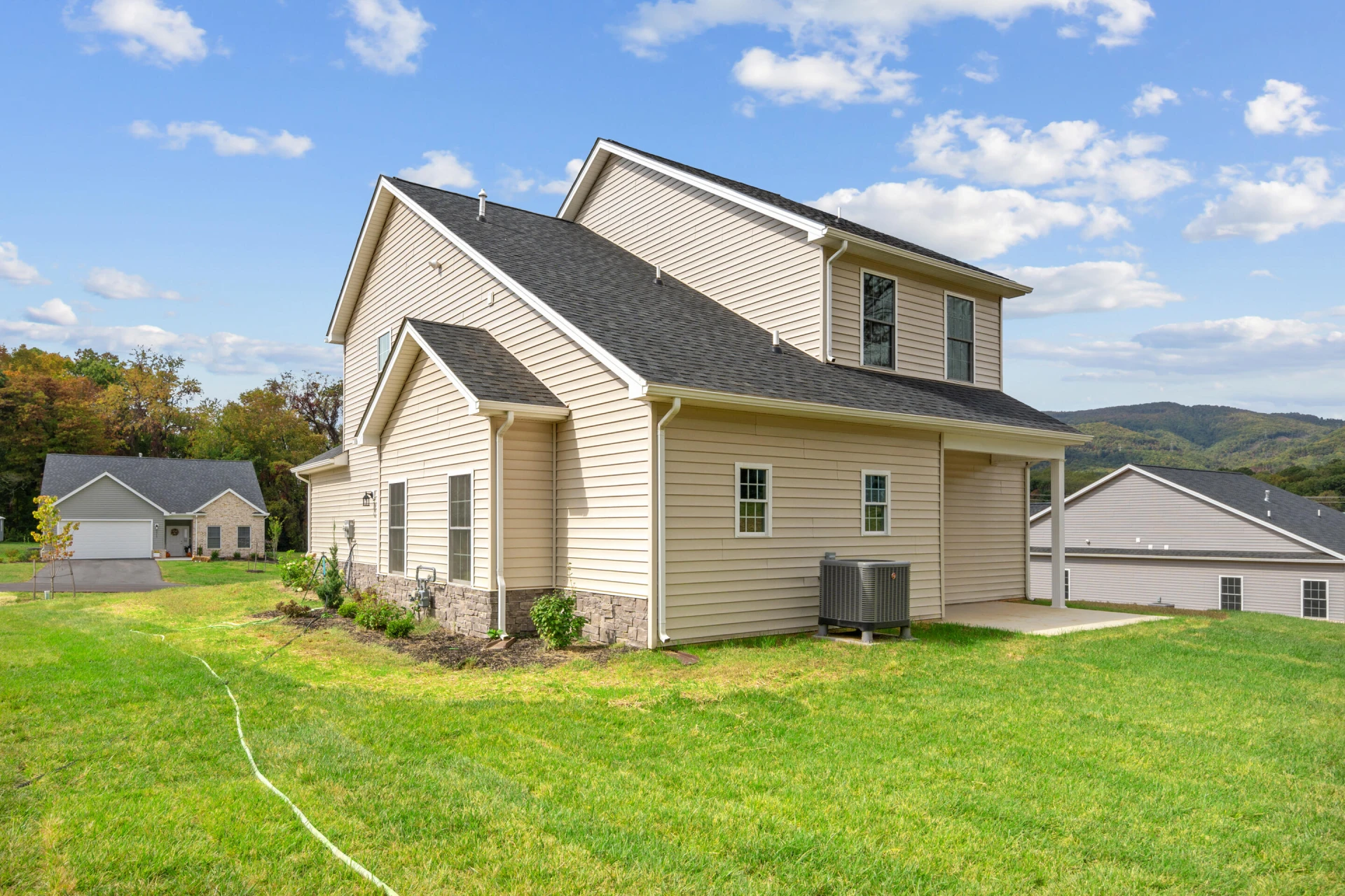 5510 New Pleasant WAY - Photo 10