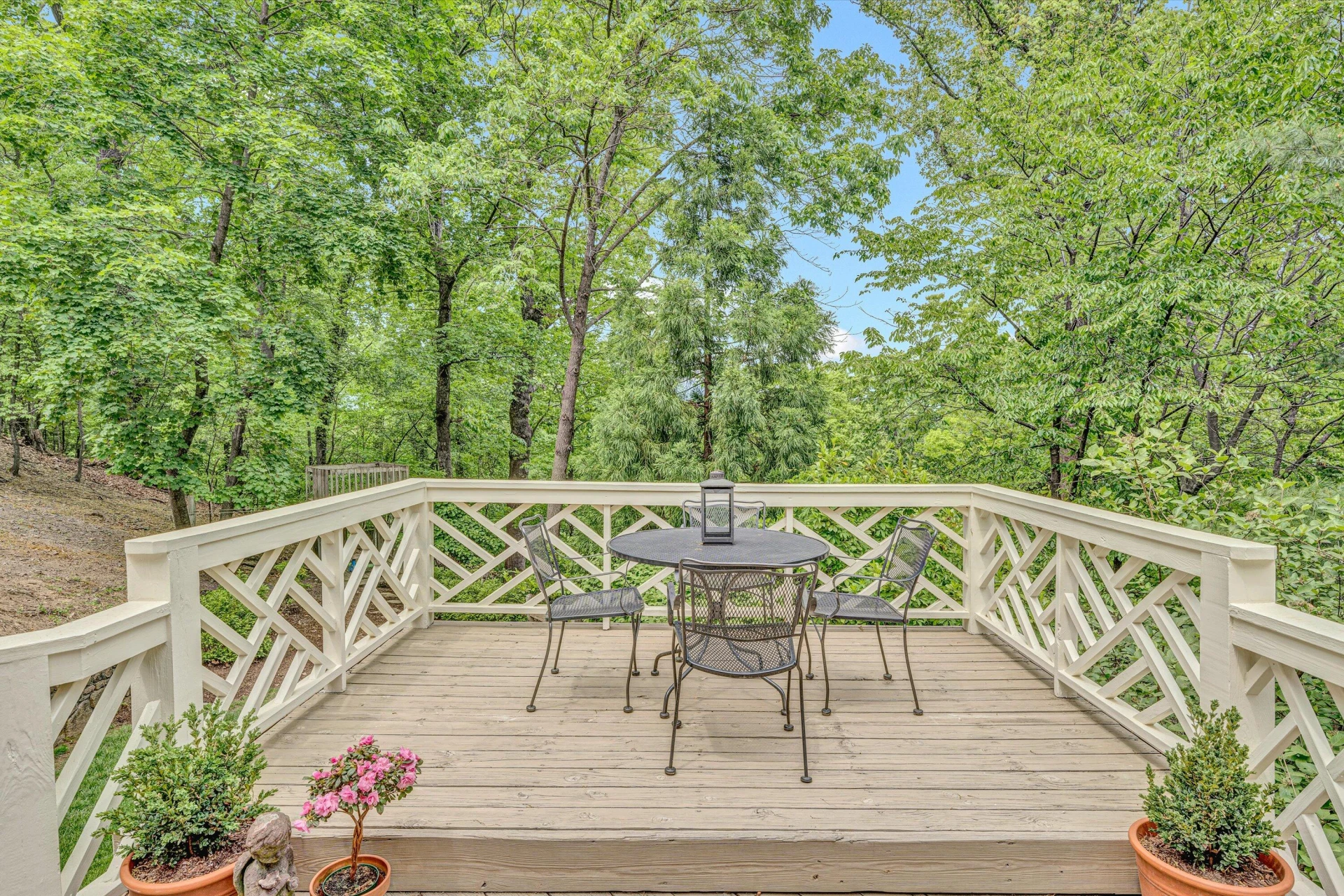835 Wildwood RD SW - Photo 24
