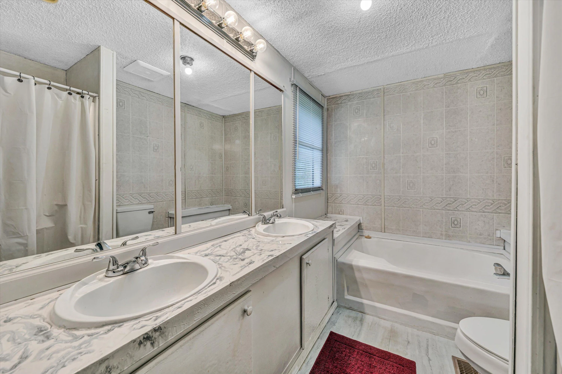 1060 Lynch RD - Photo 12