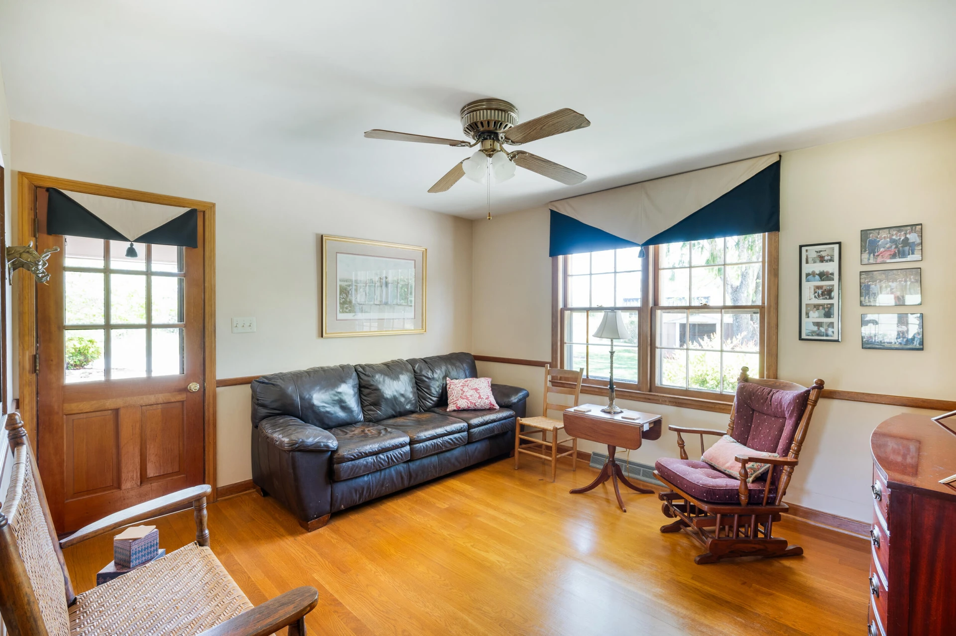 1129 Croft LN - Photo 11