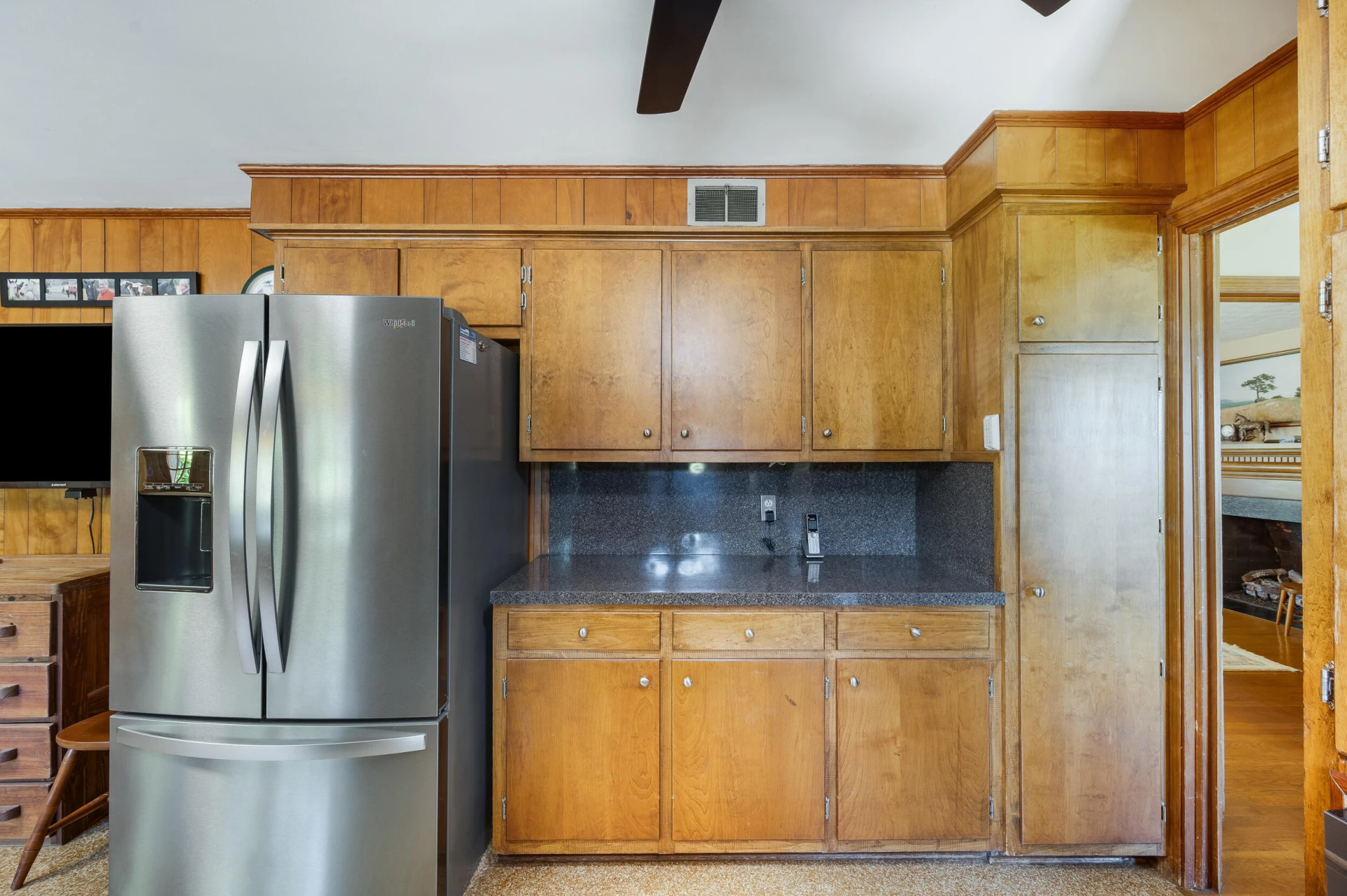 1129 Croft LN - Photo 15