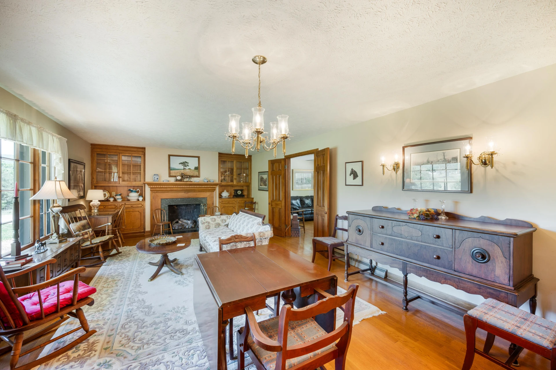 1129 Croft LN - Photo 6