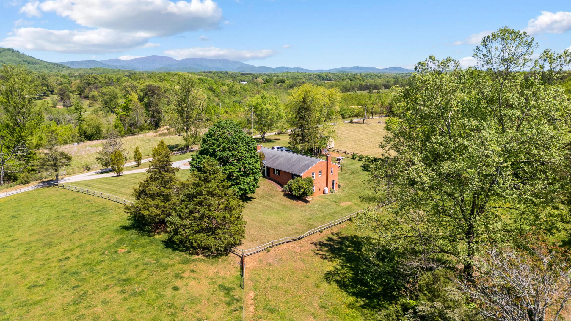 1129 Croft LN - Photo 64