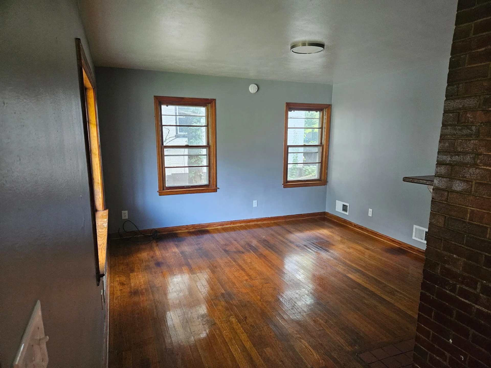 2108 Wayne ST NE - Photo 10