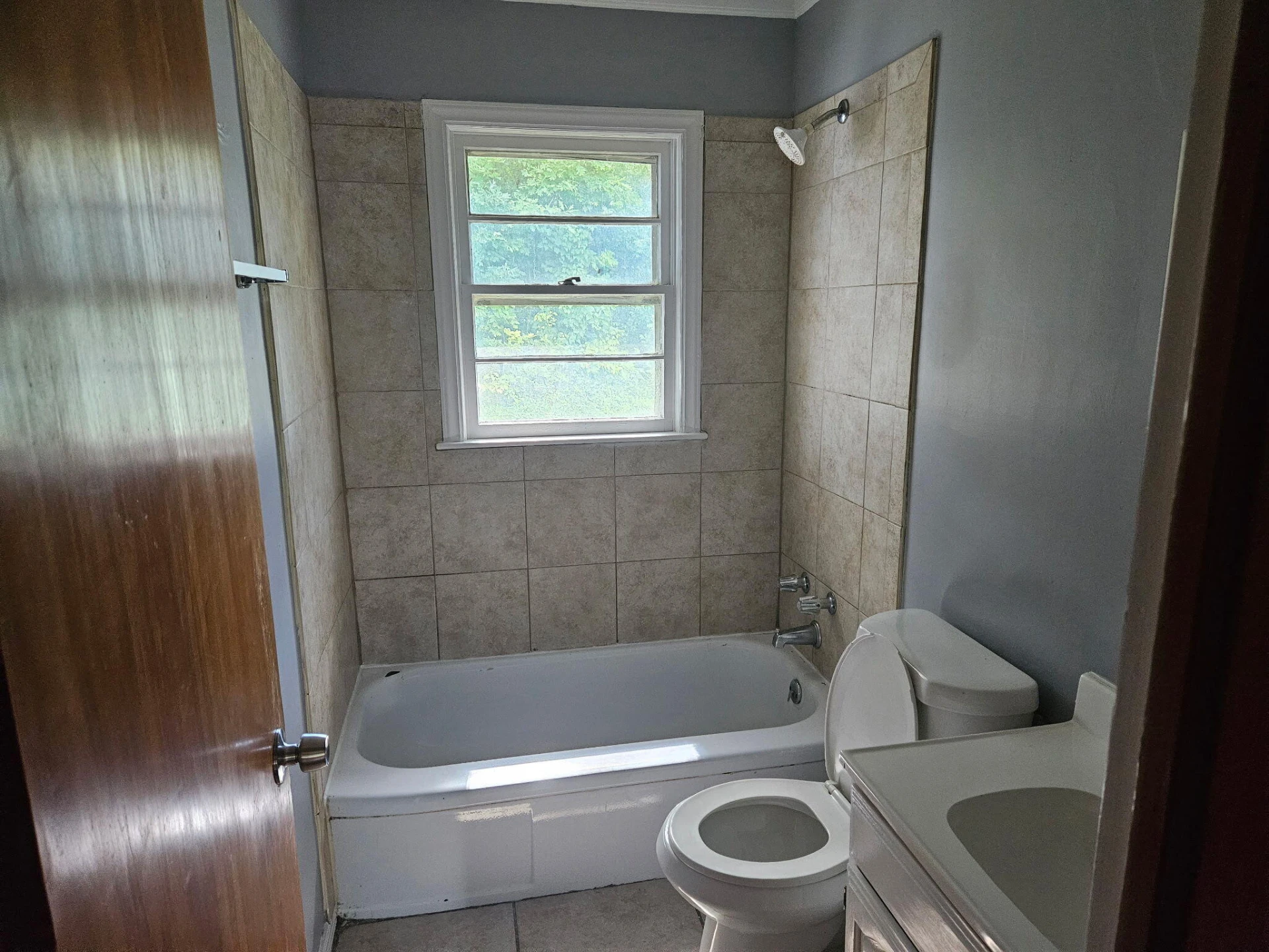 2108 Wayne ST NE - Photo 5