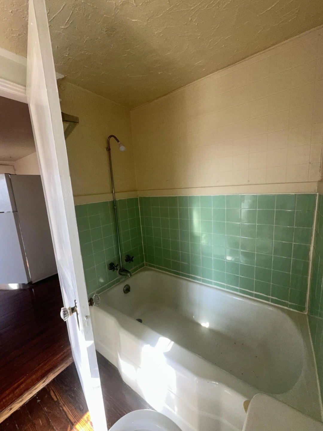 506 Highland AVE SW - Photo 10