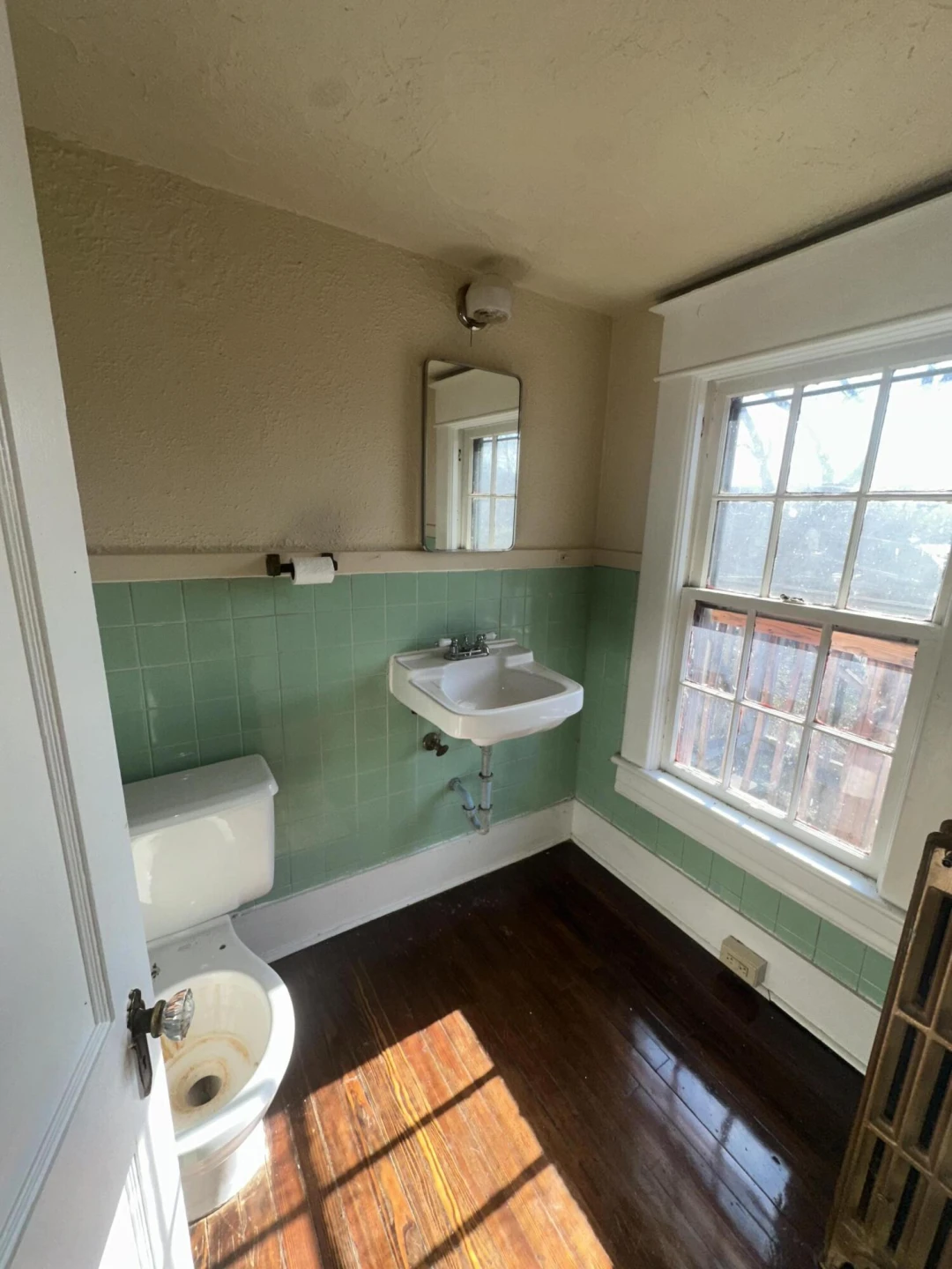 506 Highland AVE SW - Photo 7