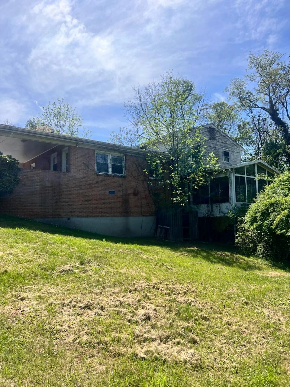 2521 Lakeview DR NW - Photo 19