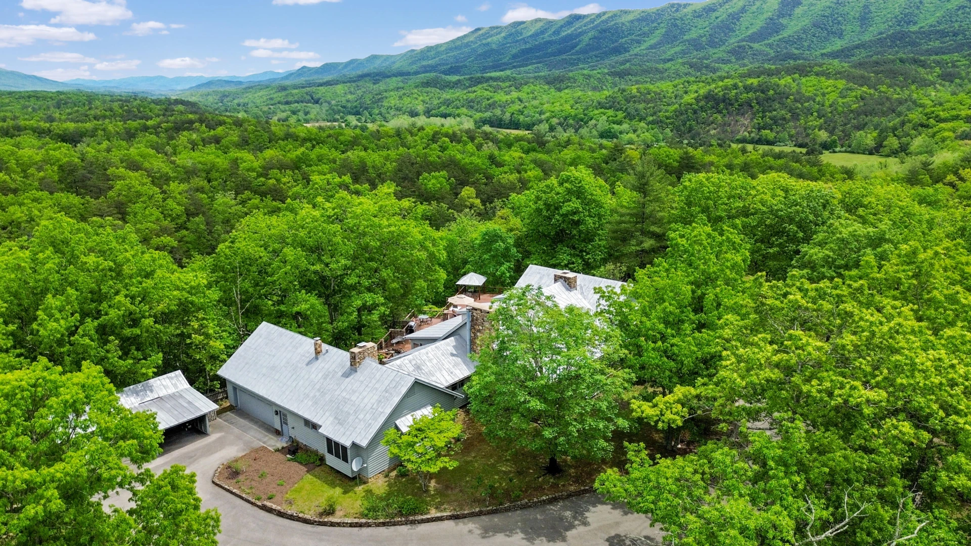 388 Hemlock Ridge LN - Photo 6