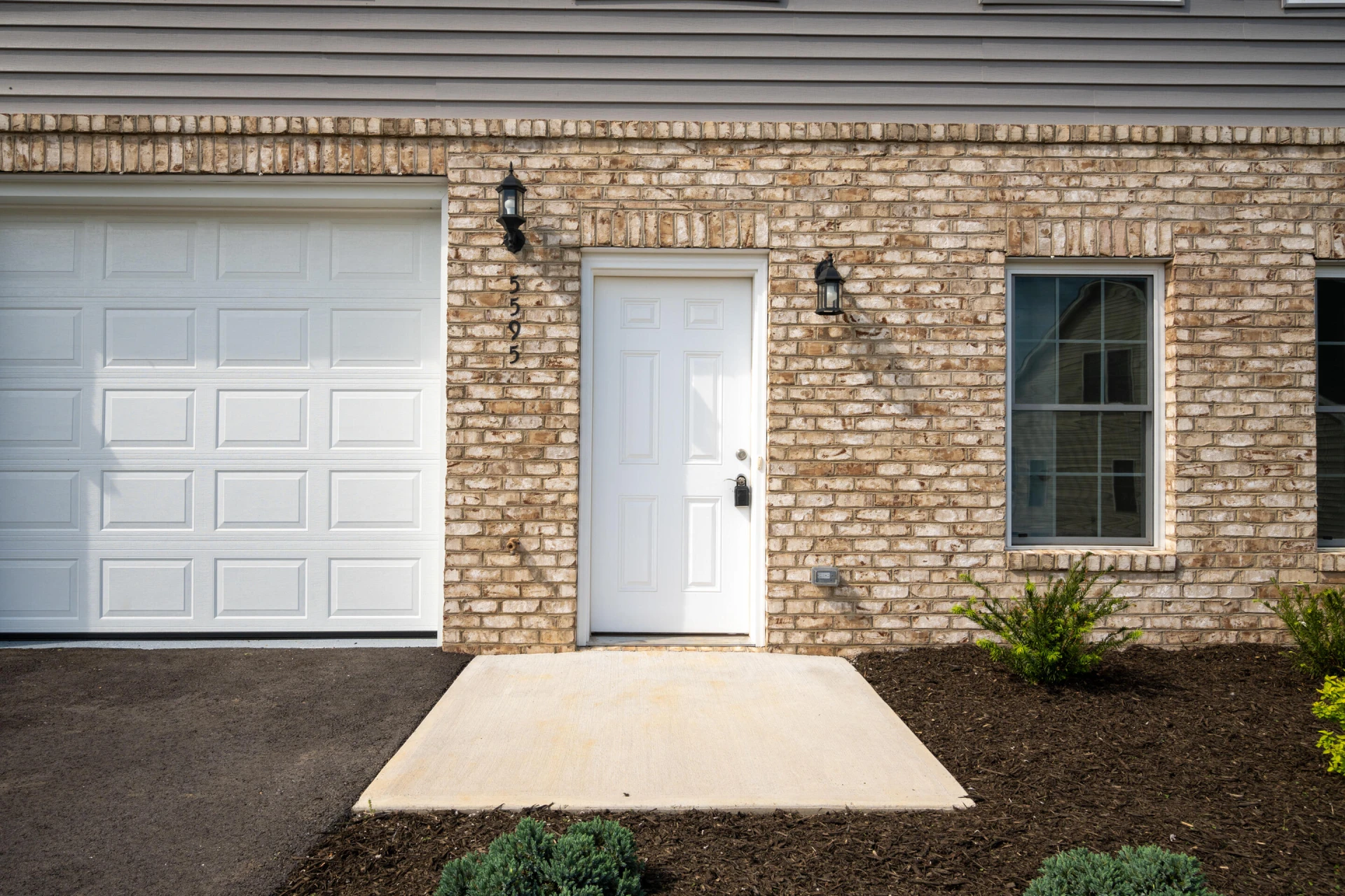 5595 New Pleasant WAY - Photo 6