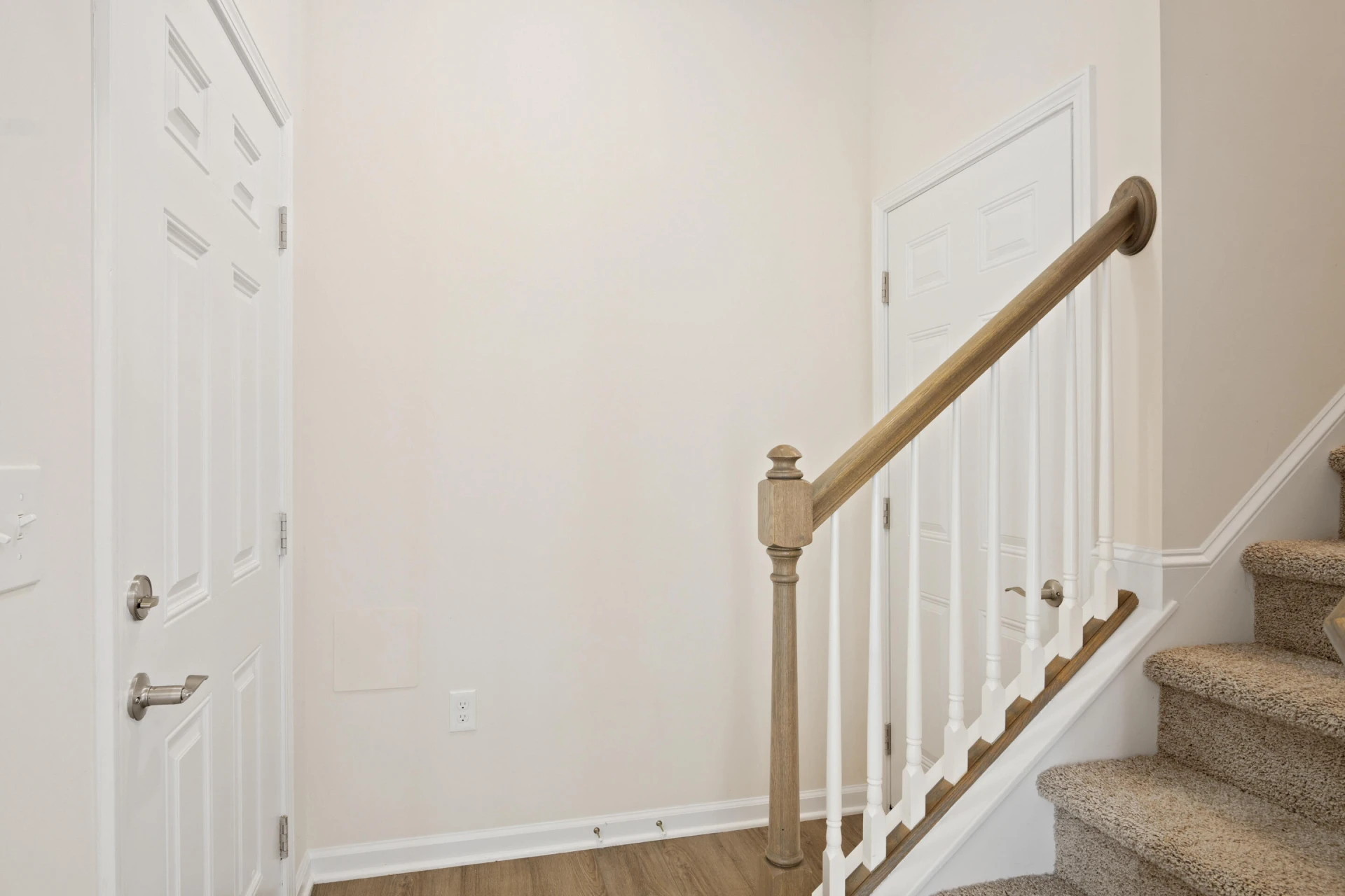 5595 New Pleasant WAY - Photo 9