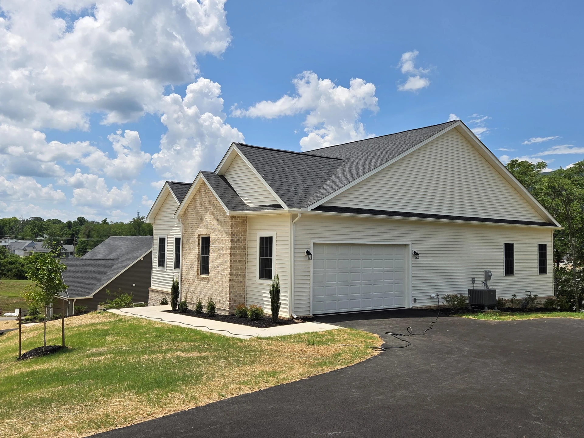 5548 Old Grove LN - Photo 3
