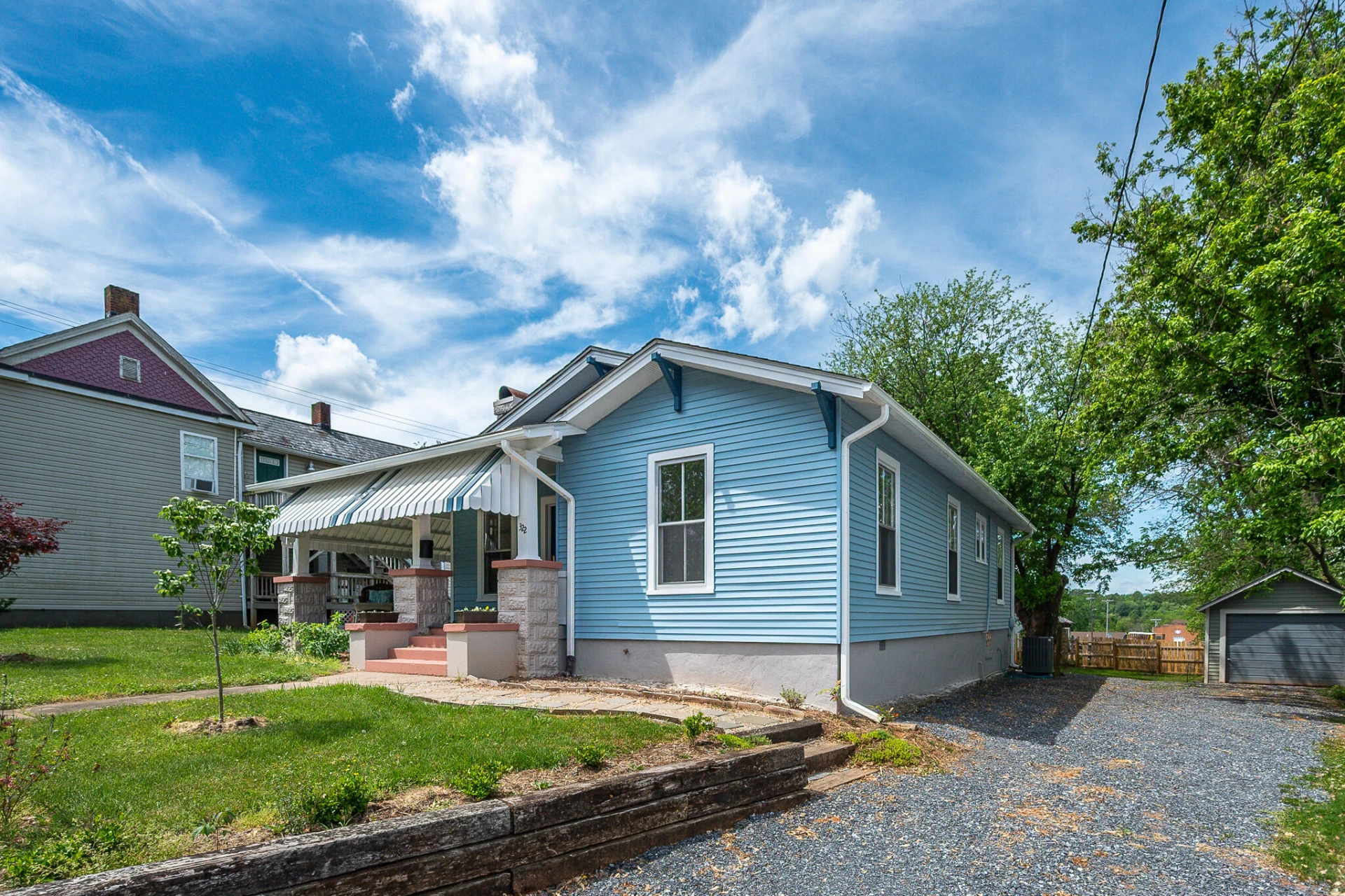 322 South ST - Photo 2