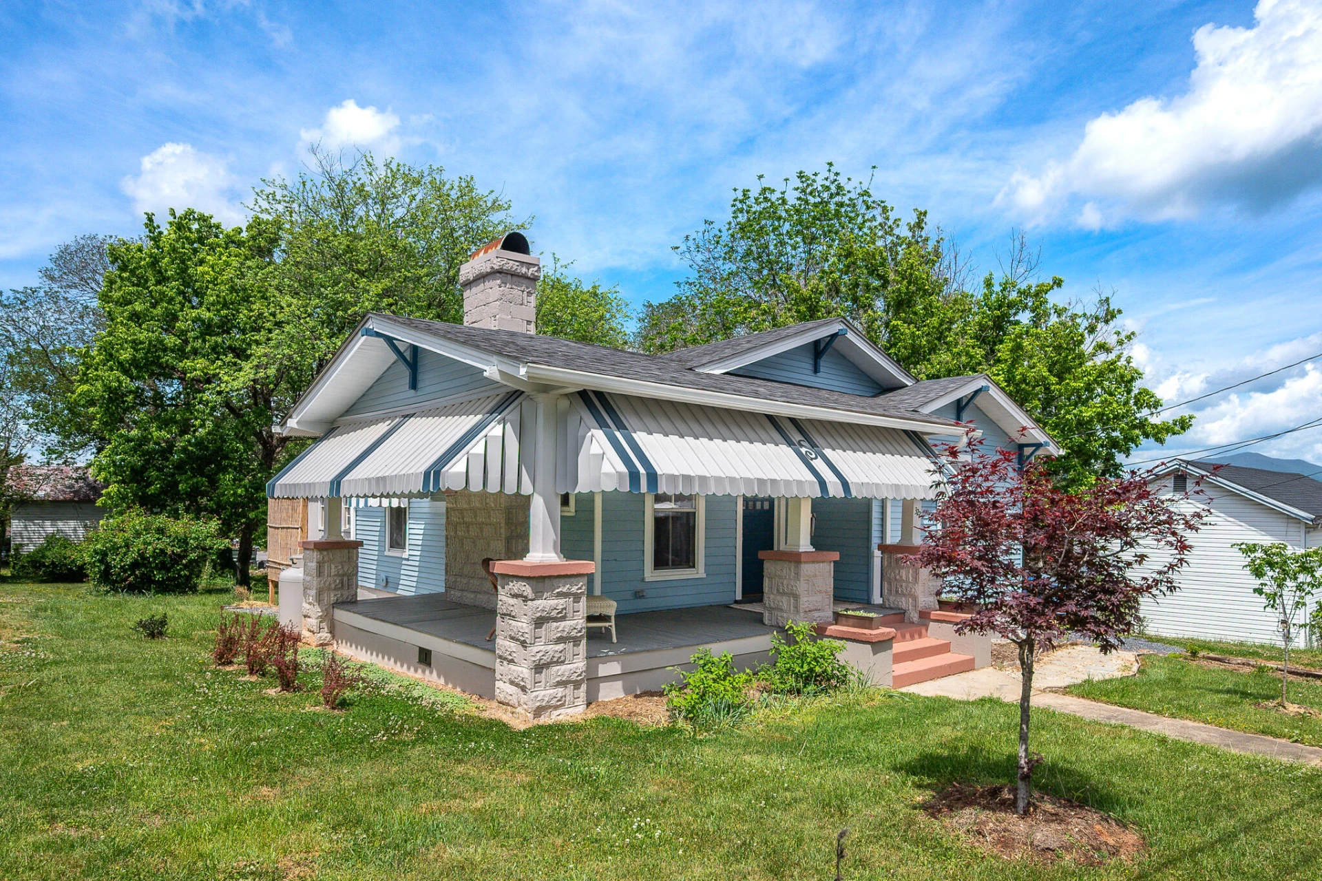 322 South ST - Photo 3