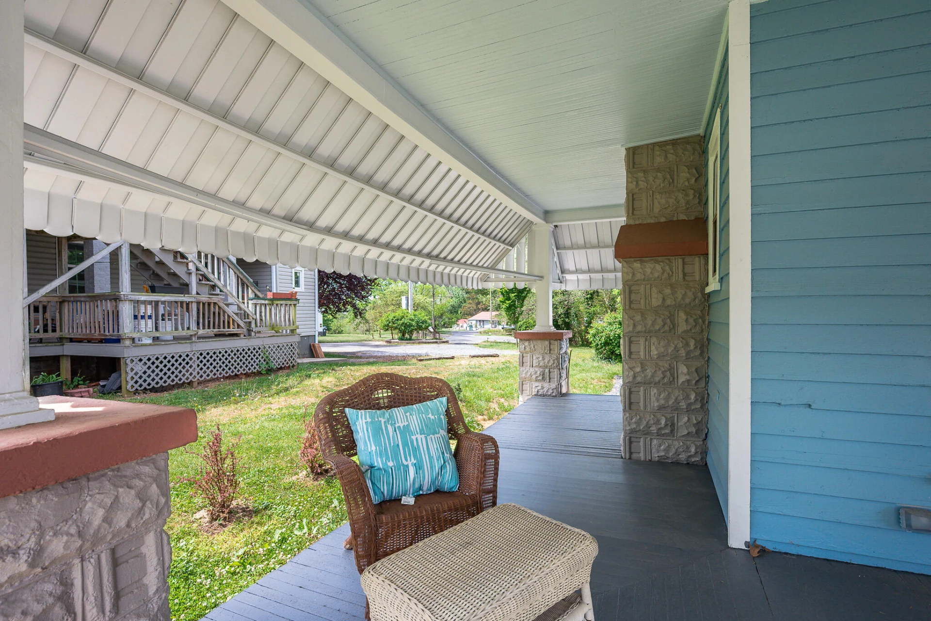 322 South ST - Photo 7