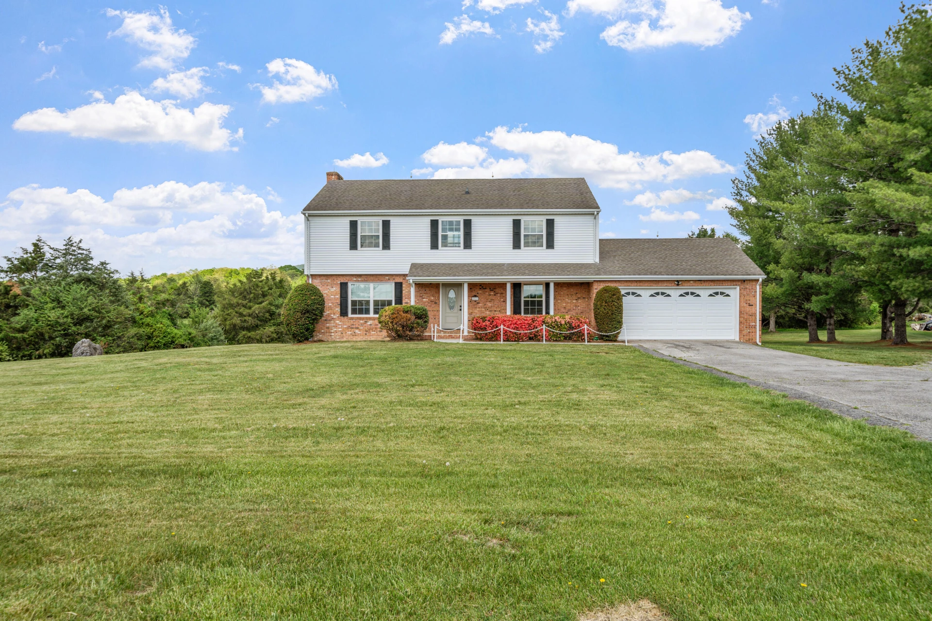 3919 Botetourt RD