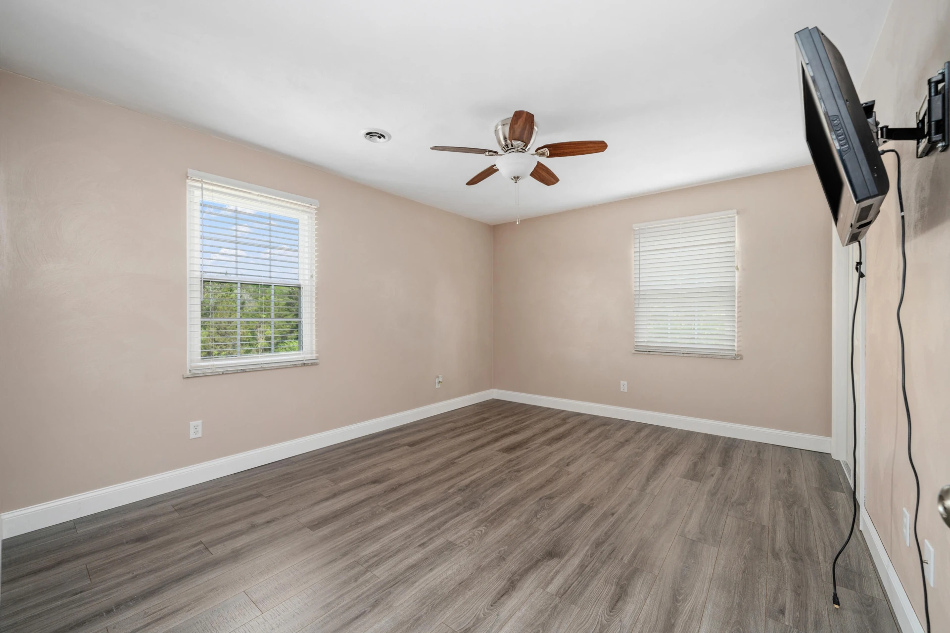 3919 Botetourt RD - Photo 16