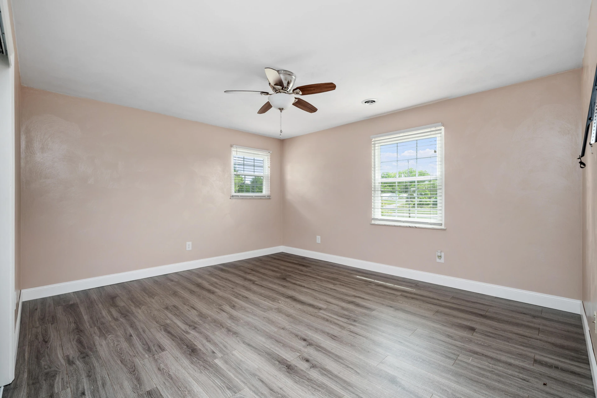 3919 Botetourt RD - Photo 17