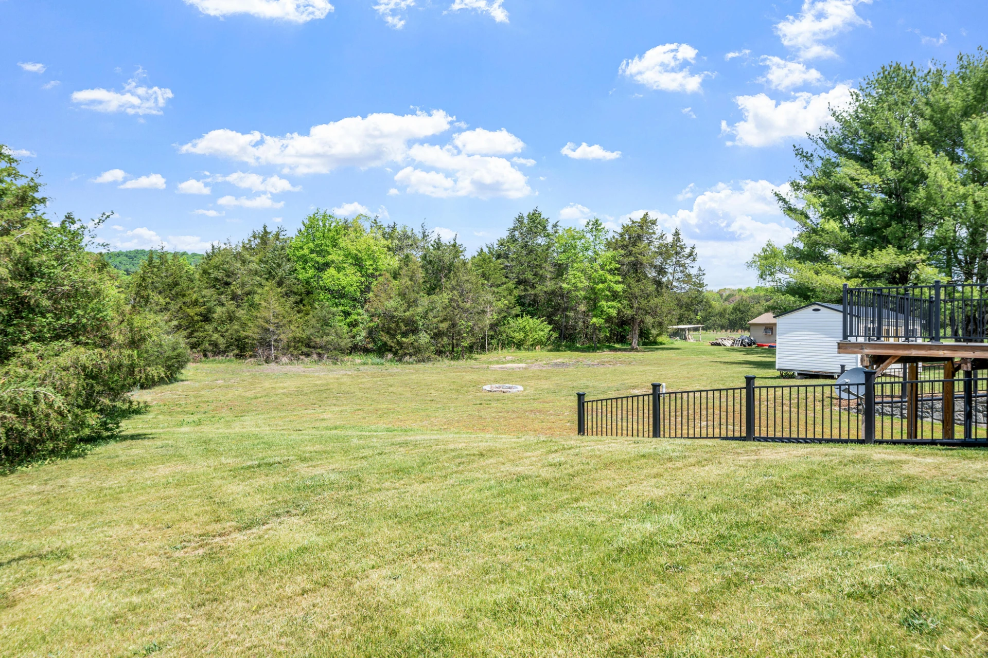 3919 Botetourt RD - Photo 3