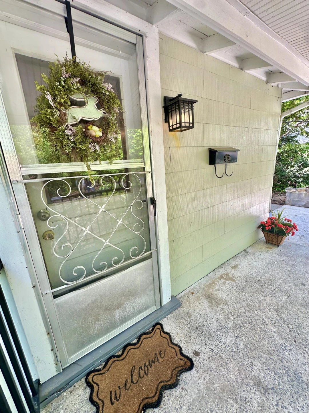 704 Jefferson AVE - Photo 10