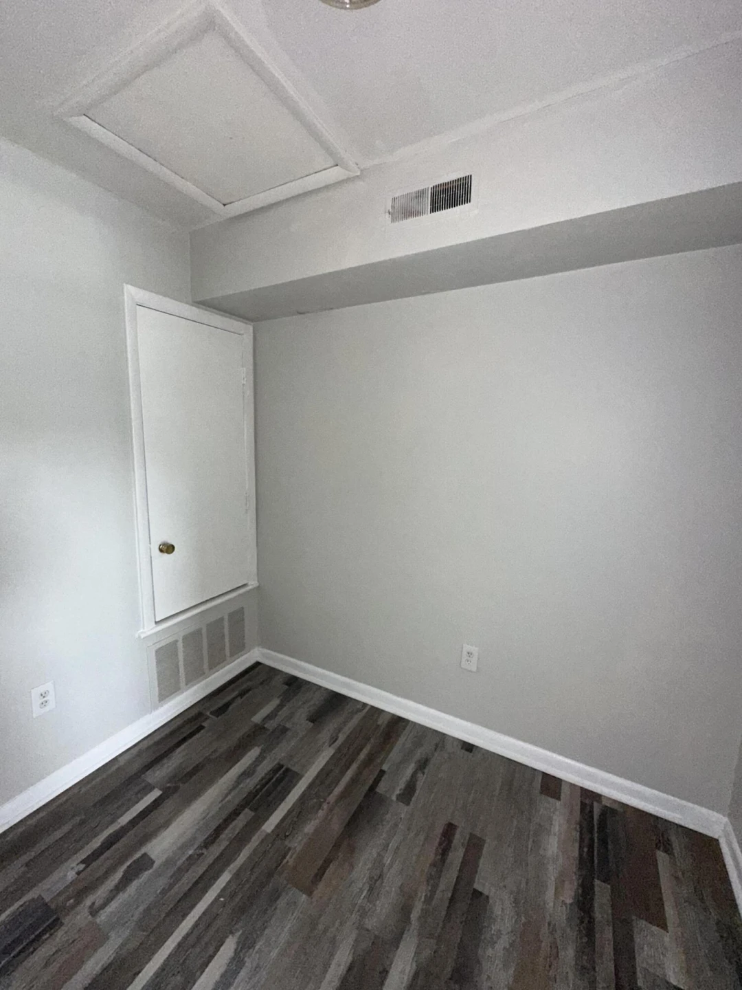 2001 Lynn AVE SW - Photo 5