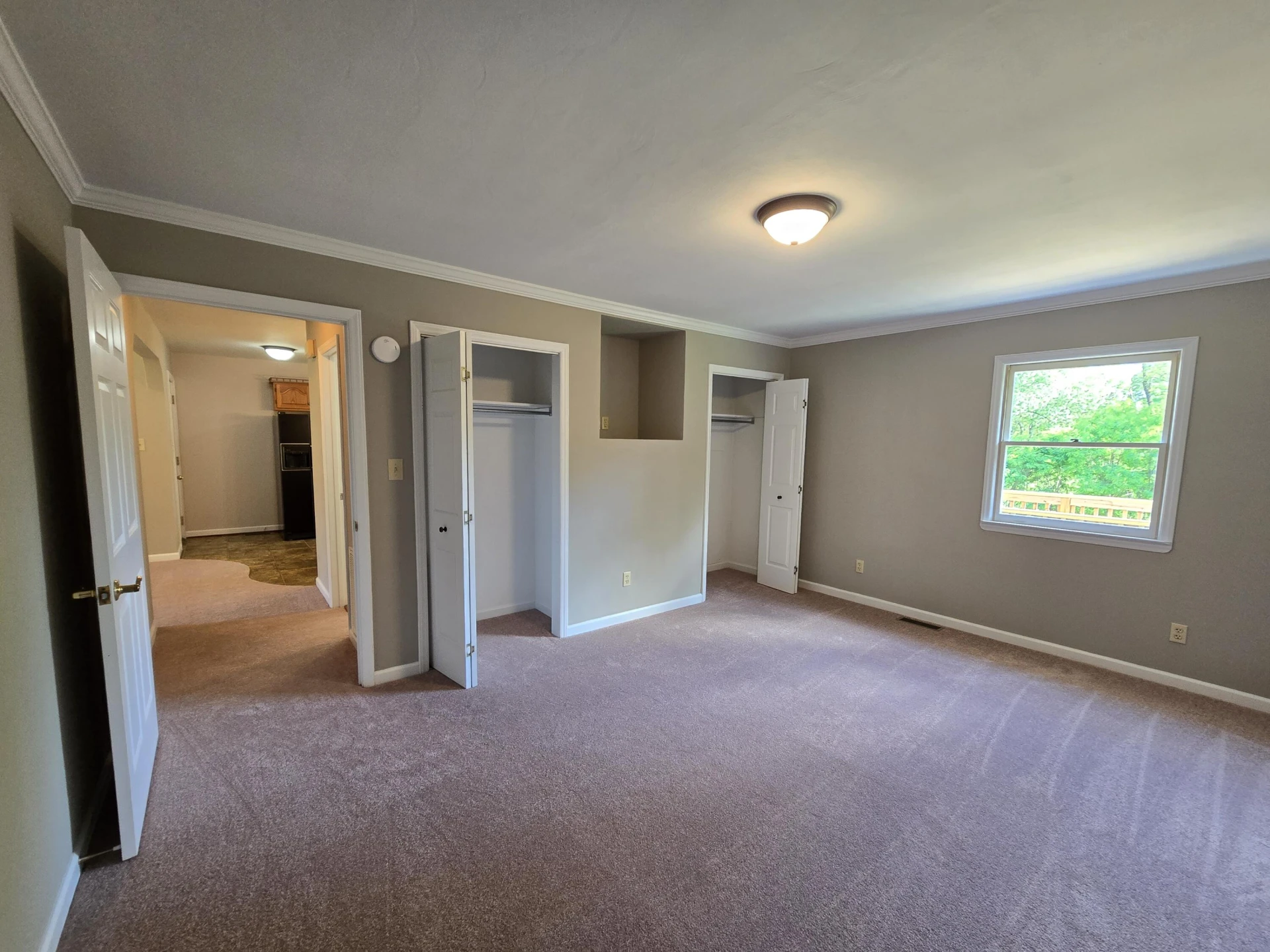 411 Raleigh AVE - Photo 12