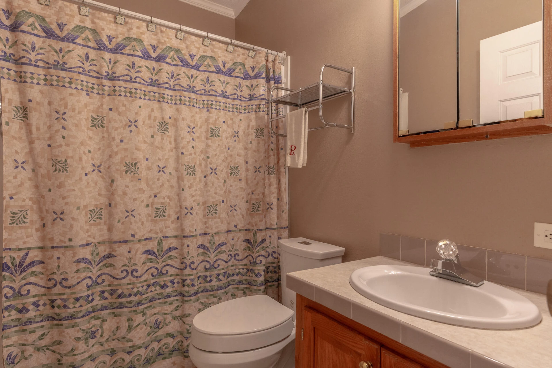 1070 Archway RD - Photo 14