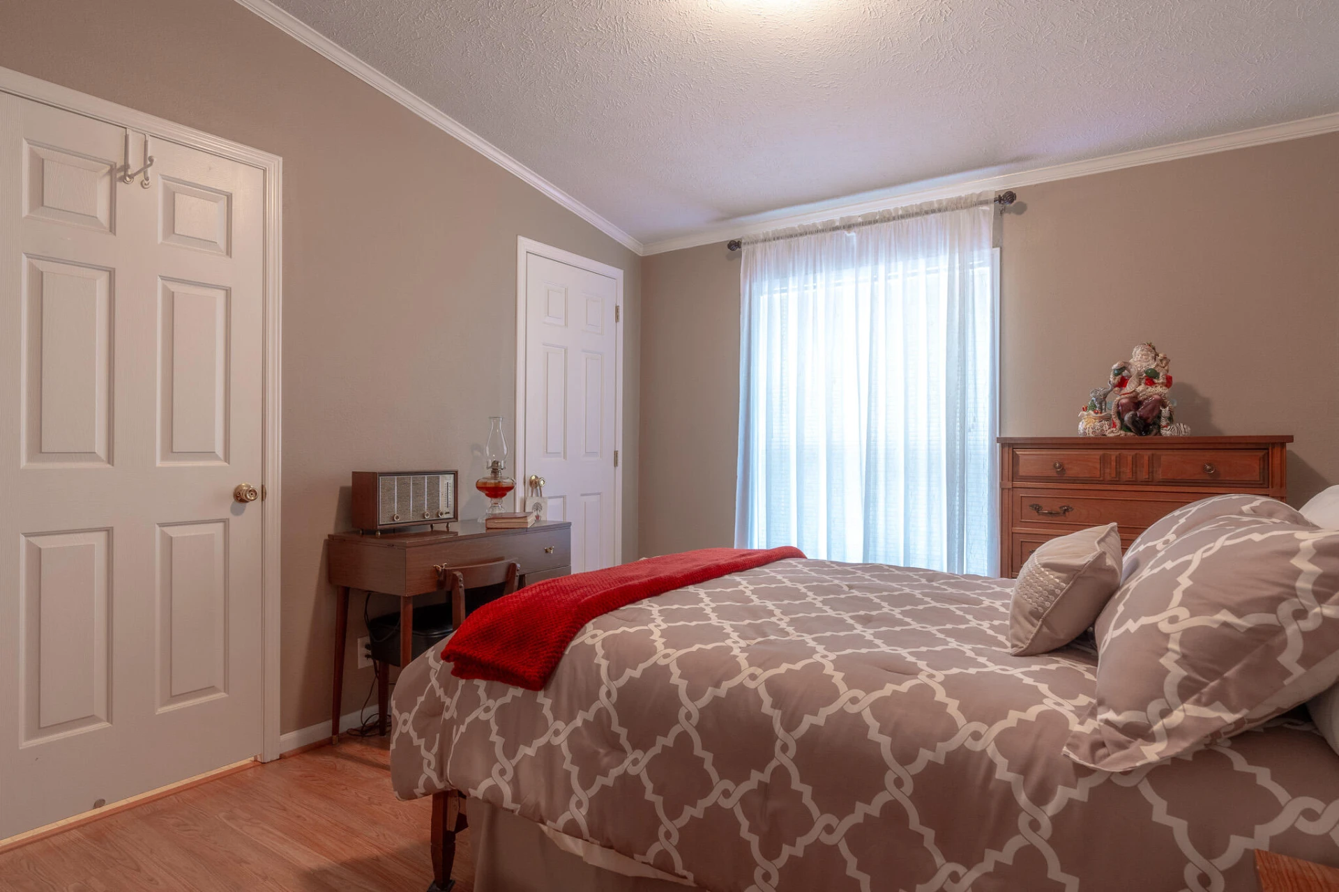 1070 Archway RD - Photo 17