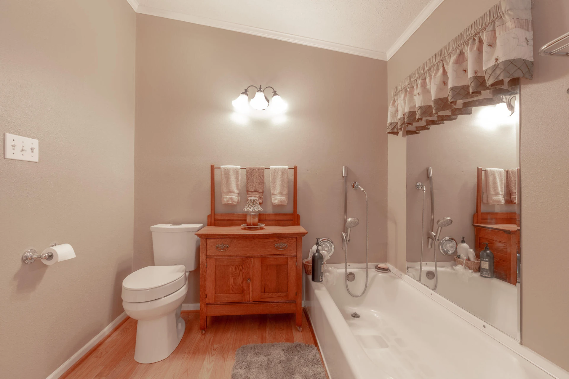 1070 Archway RD - Photo 21