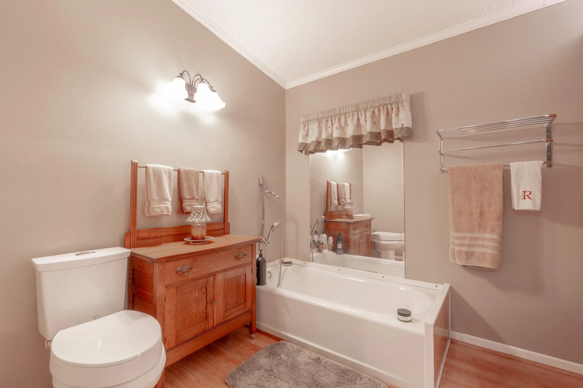 1070 Archway RD - Photo 22