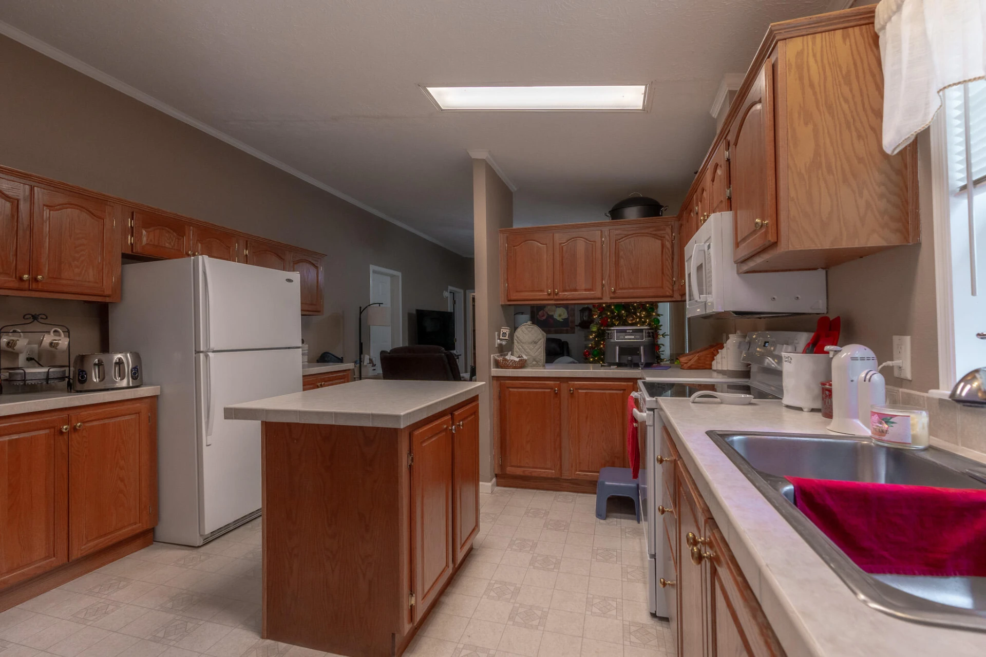 1070 Archway RD - Photo 30