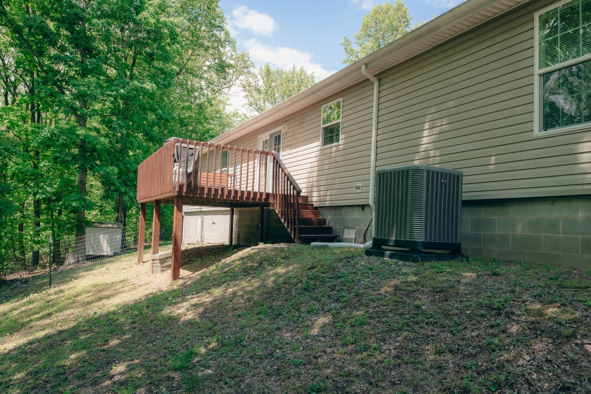 1070 Archway RD - Photo 6