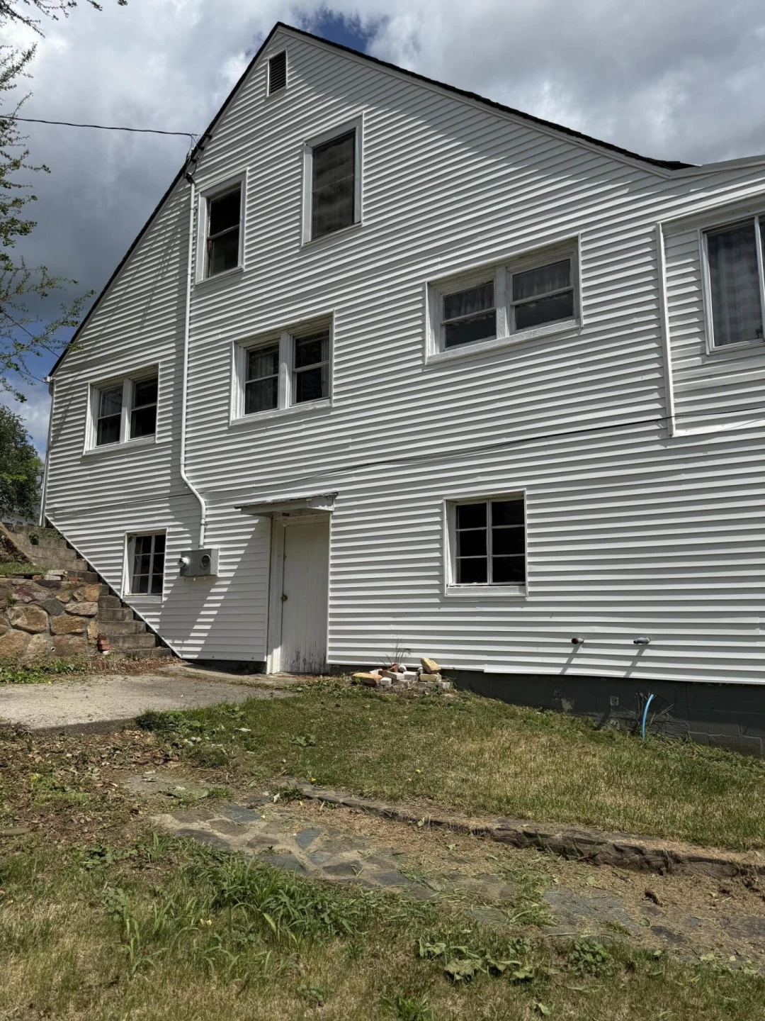 111 Rosedale AVE - Photo 4