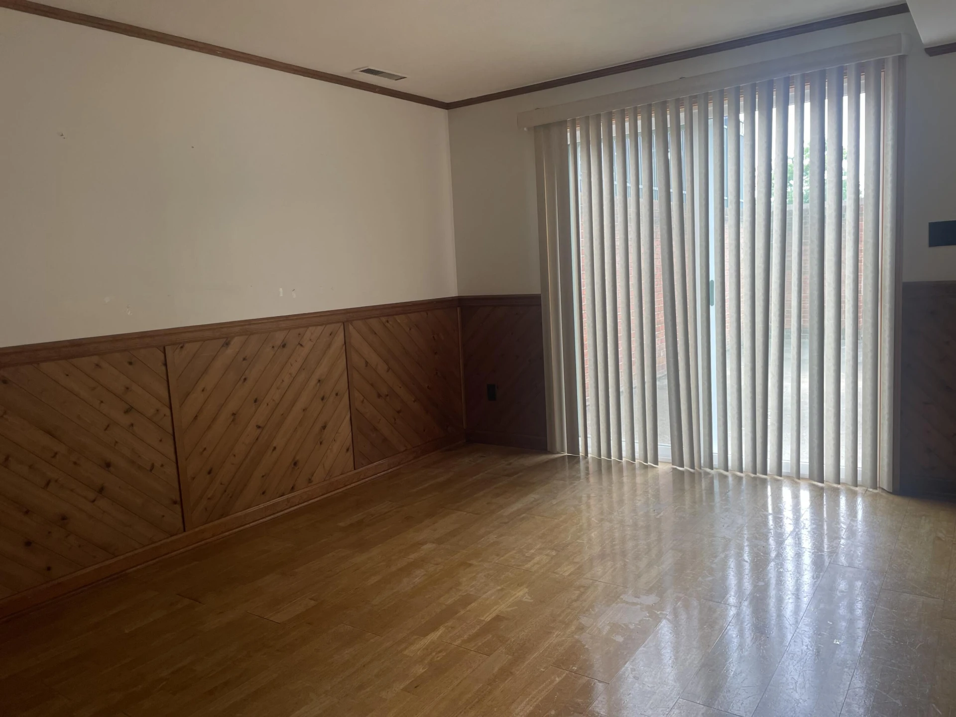 1508 Jefferson AVE - Photo 15