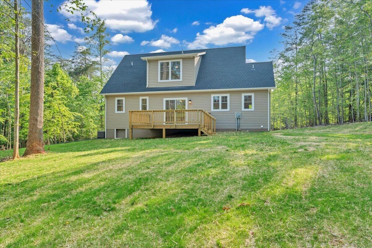 241 Spring Chase DR - Photo 39