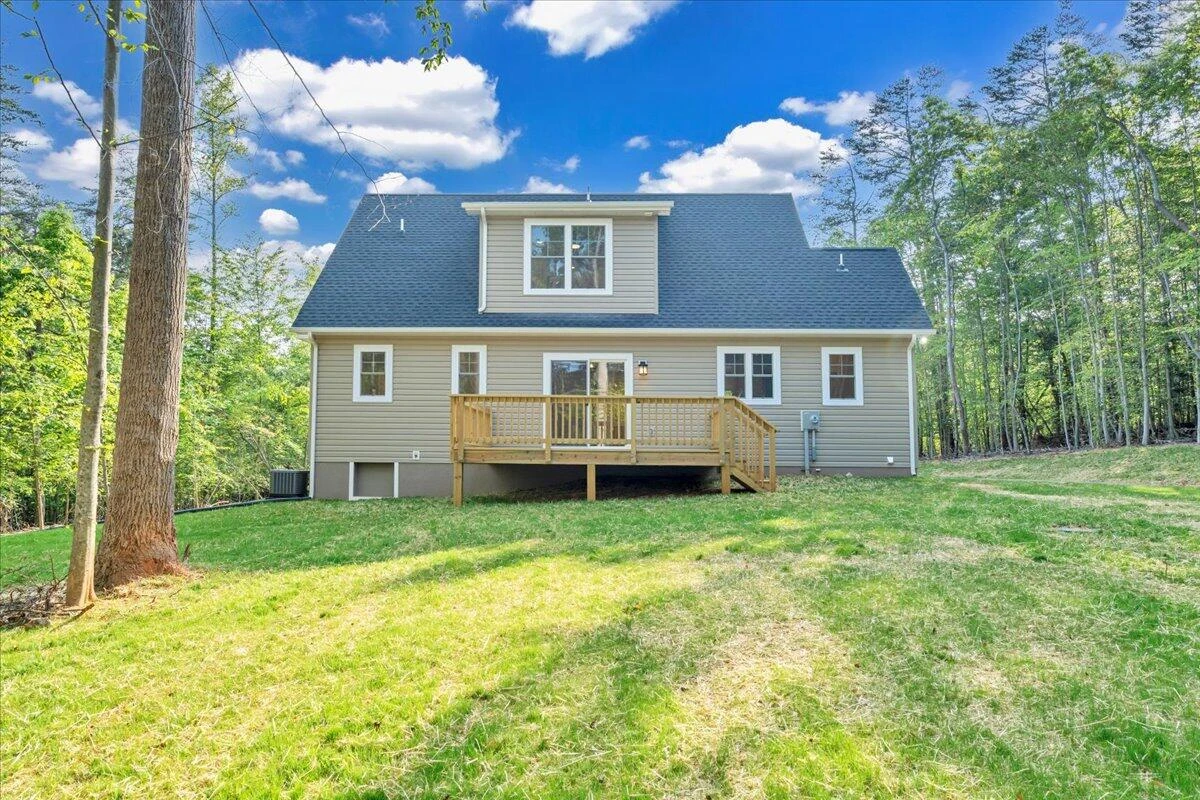 241 Spring Chase DR - Photo 41