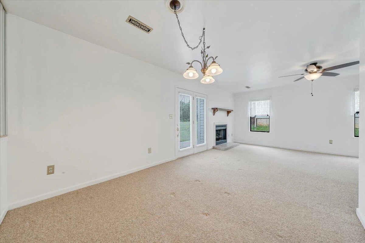7204 Snowberry CIR - Photo 12