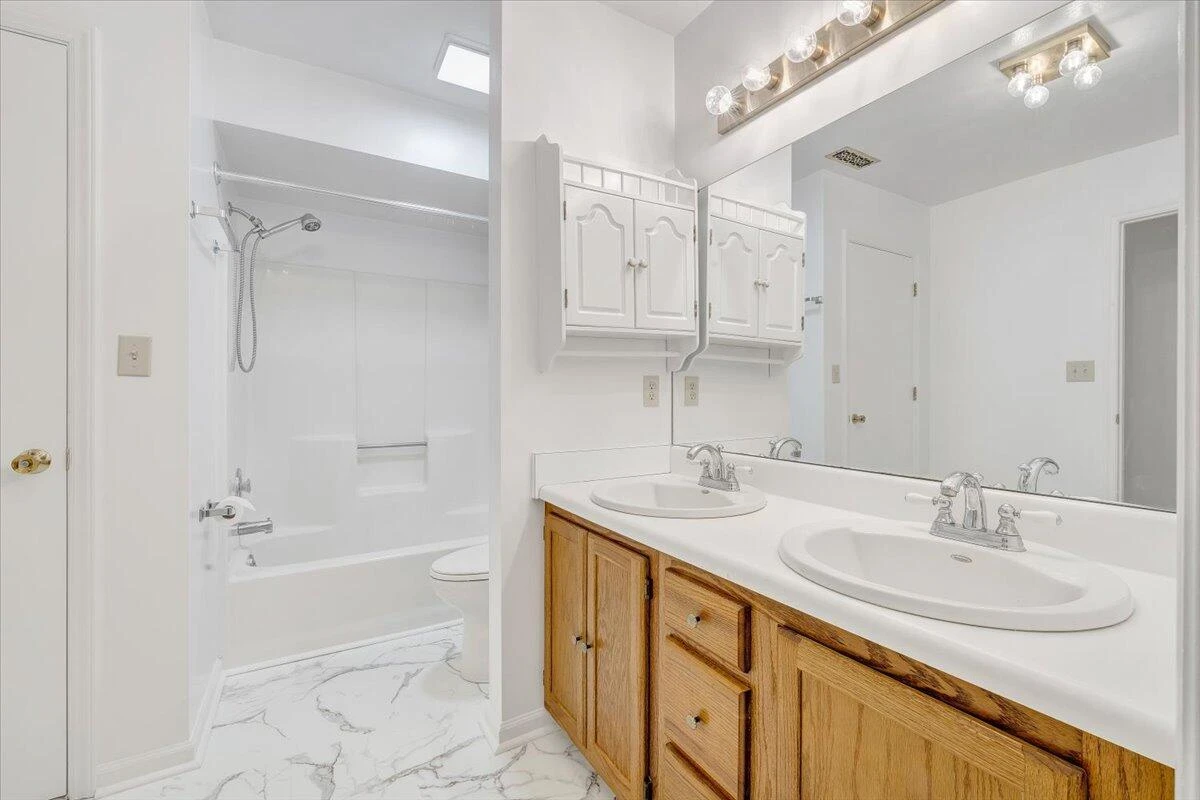 7204 Snowberry CIR - Photo 20