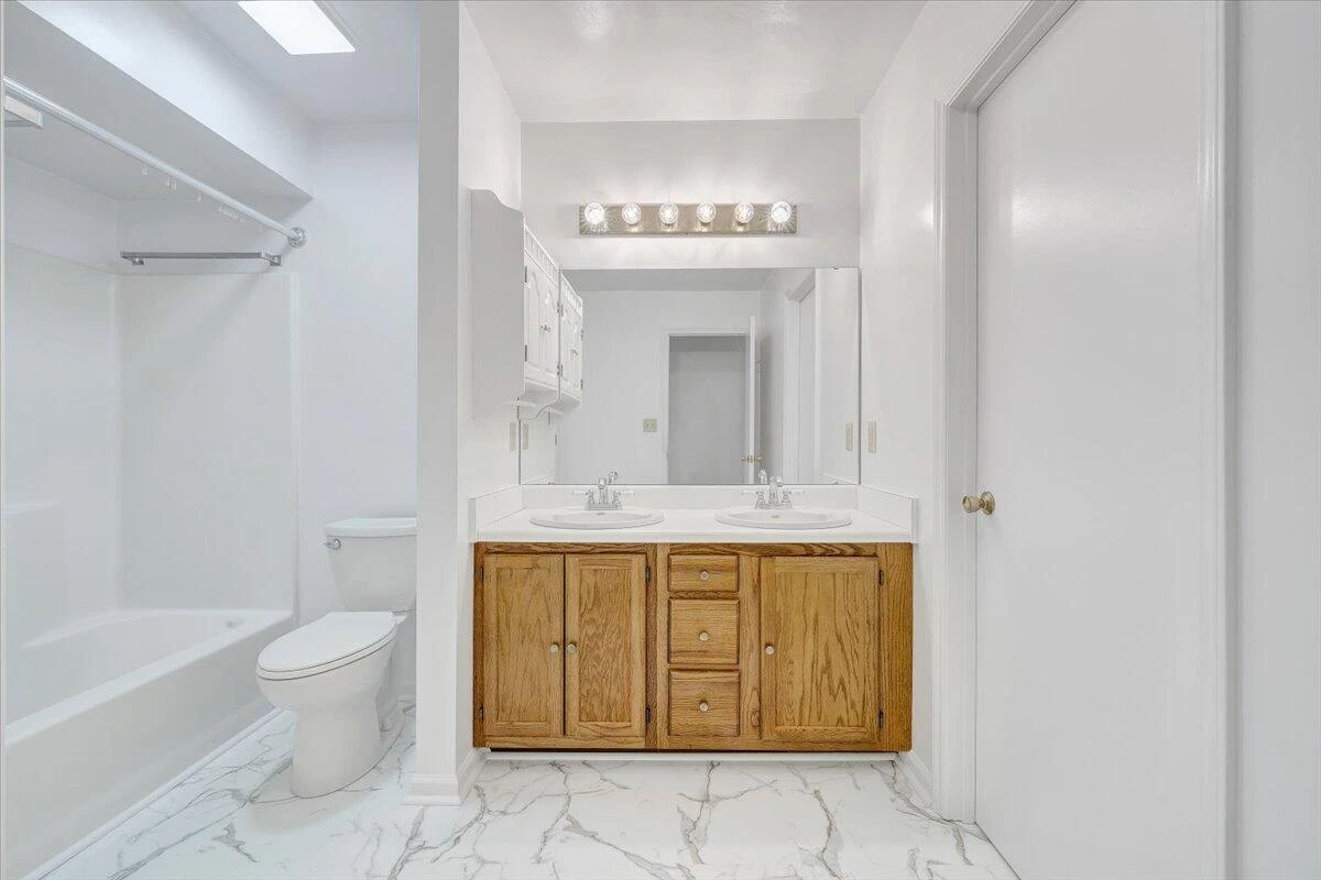 7204 Snowberry CIR - Photo 21