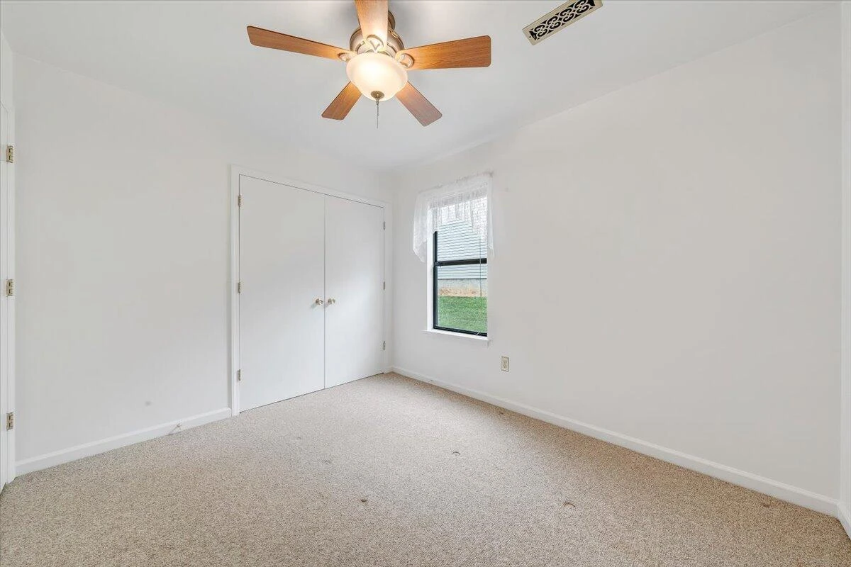 7204 Snowberry CIR - Photo 25