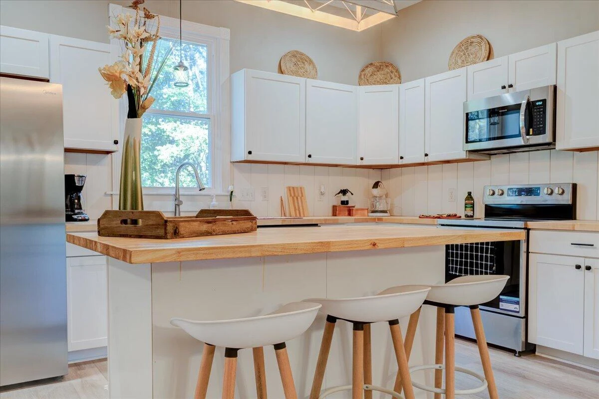 4534 Main ST - Photo 10