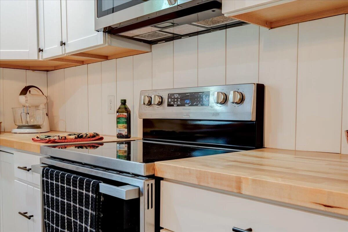 4534 Main ST - Photo 13