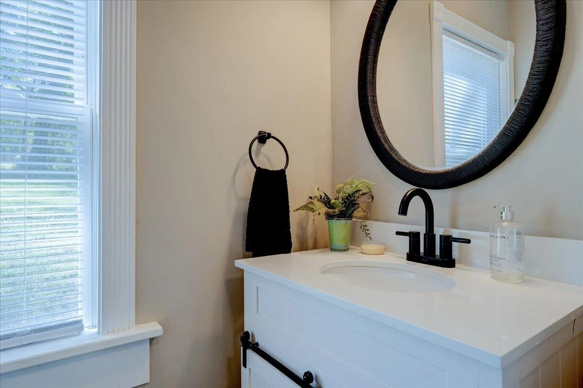 4534 Main ST - Photo 20