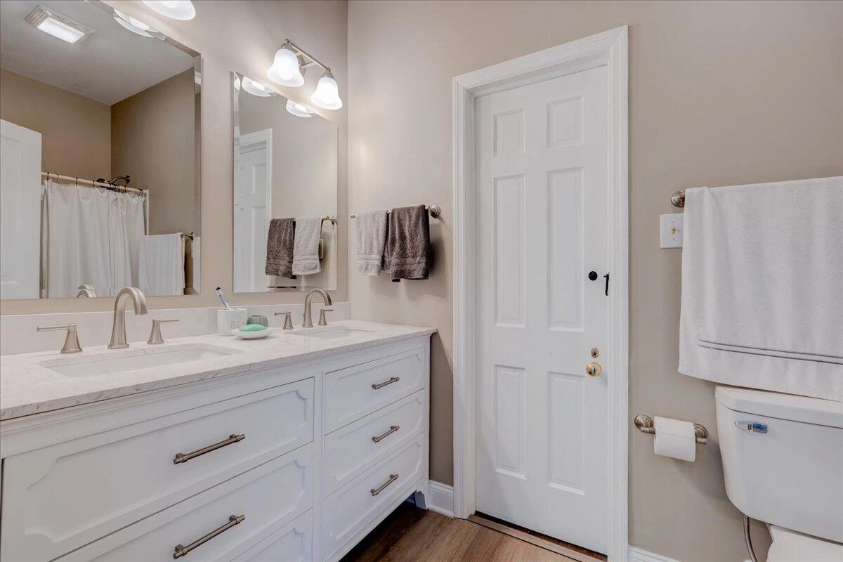 4534 Main ST - Photo 30