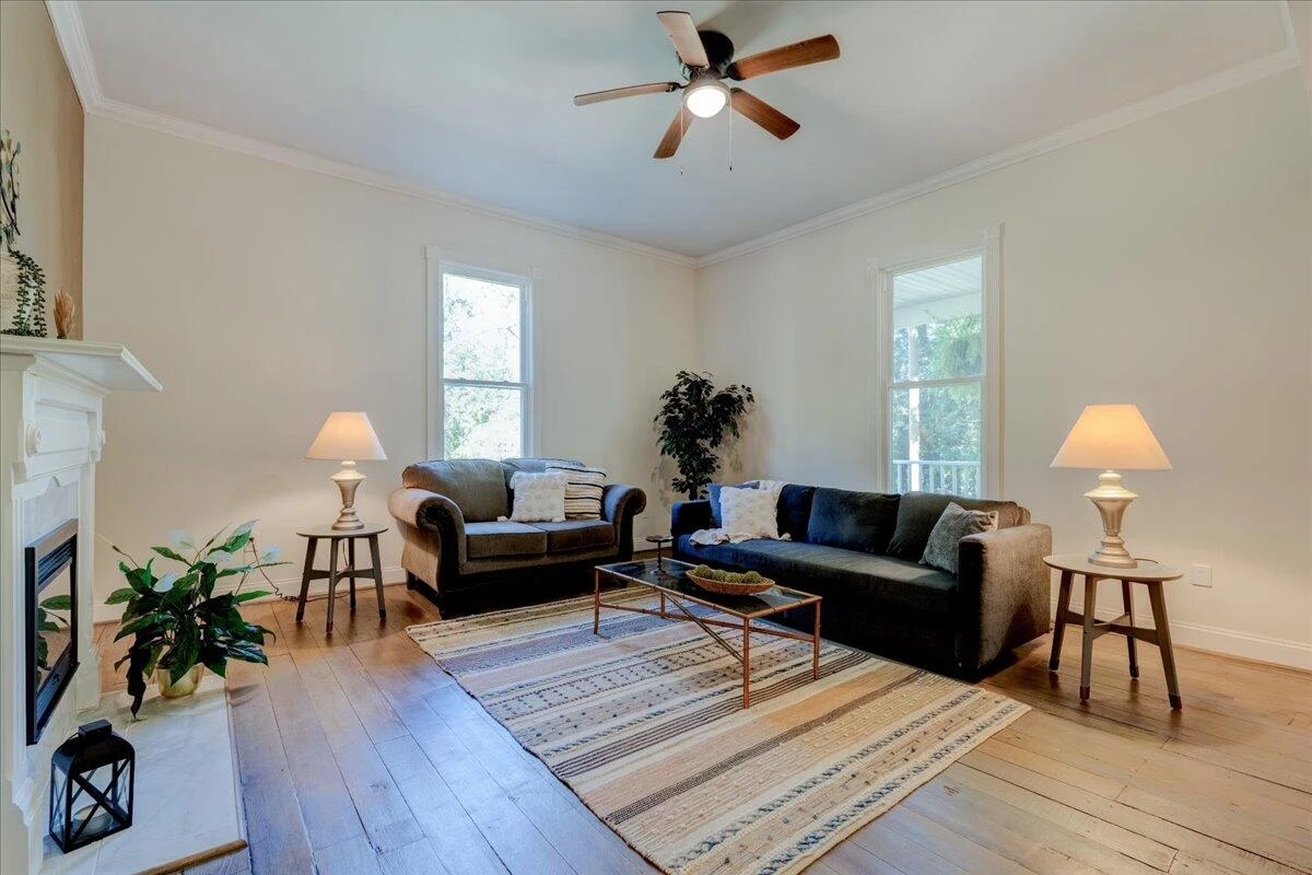 4534 Main ST - Photo 4